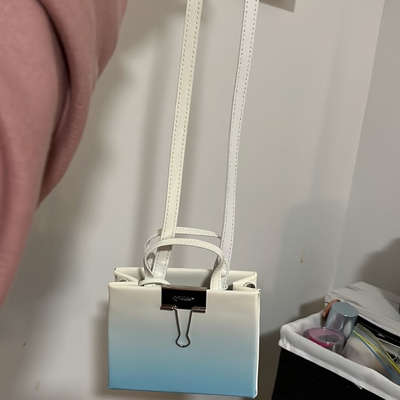 Off white crossbody bag - Picture 4 of 4